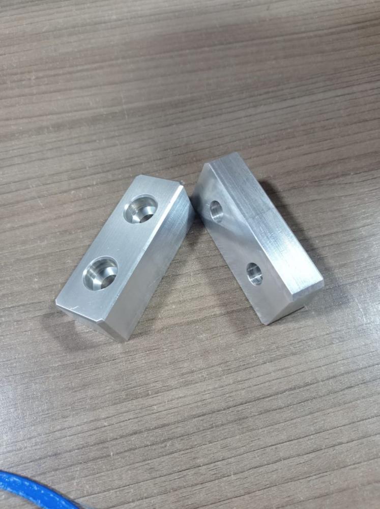Suporte De Bancada Opala 4Cc Para Solda Em Aluminio